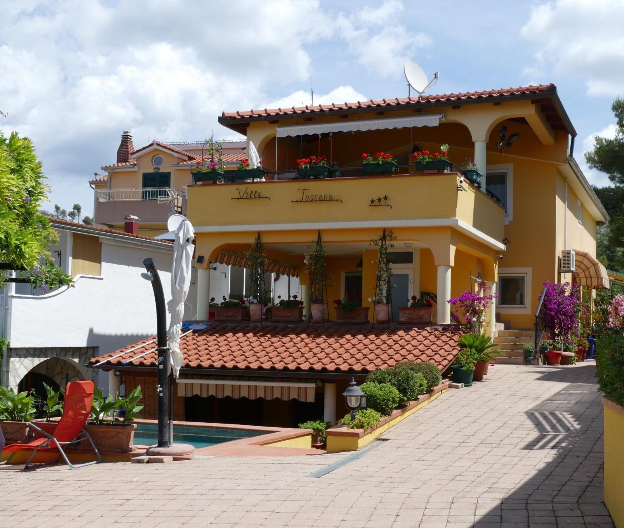 ז'אבוריץ' Villa Toscana מראה חיצוני תמונה